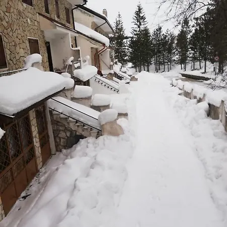 Nel Cuore Del Parco Nazionale D'abruzzo فيلة بيسكاسيرولي